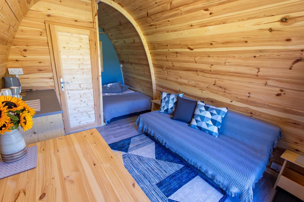 The Woolpack Glamping Hotel Maidstone Ngoại thất bức ảnh