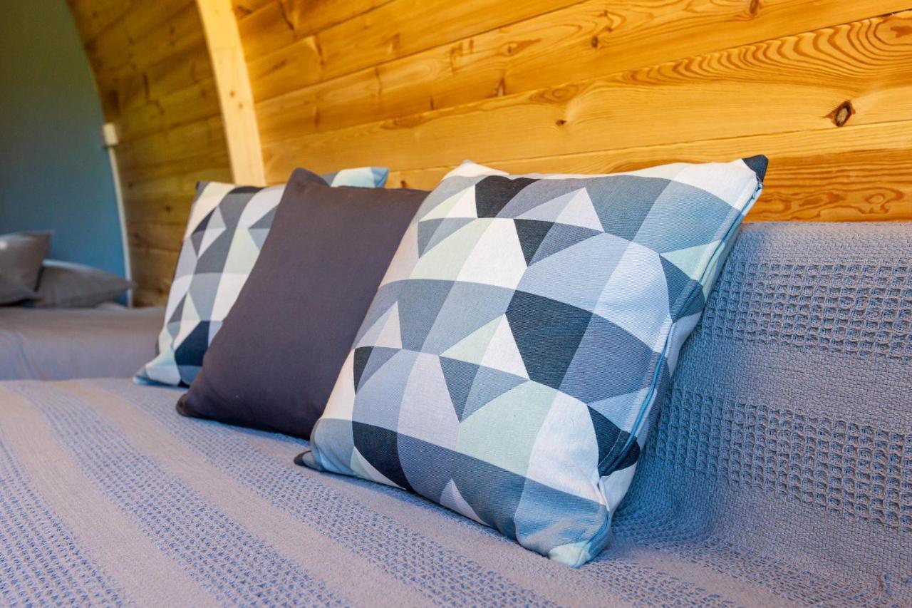 The Woolpack Glamping Hotel Maidstone Ngoại thất bức ảnh