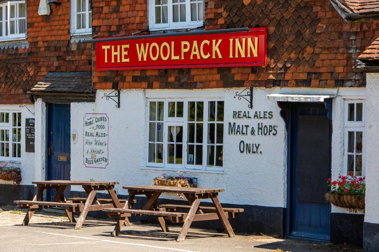 The Woolpack Glamping Hotel Maidstone Ngoại thất bức ảnh
